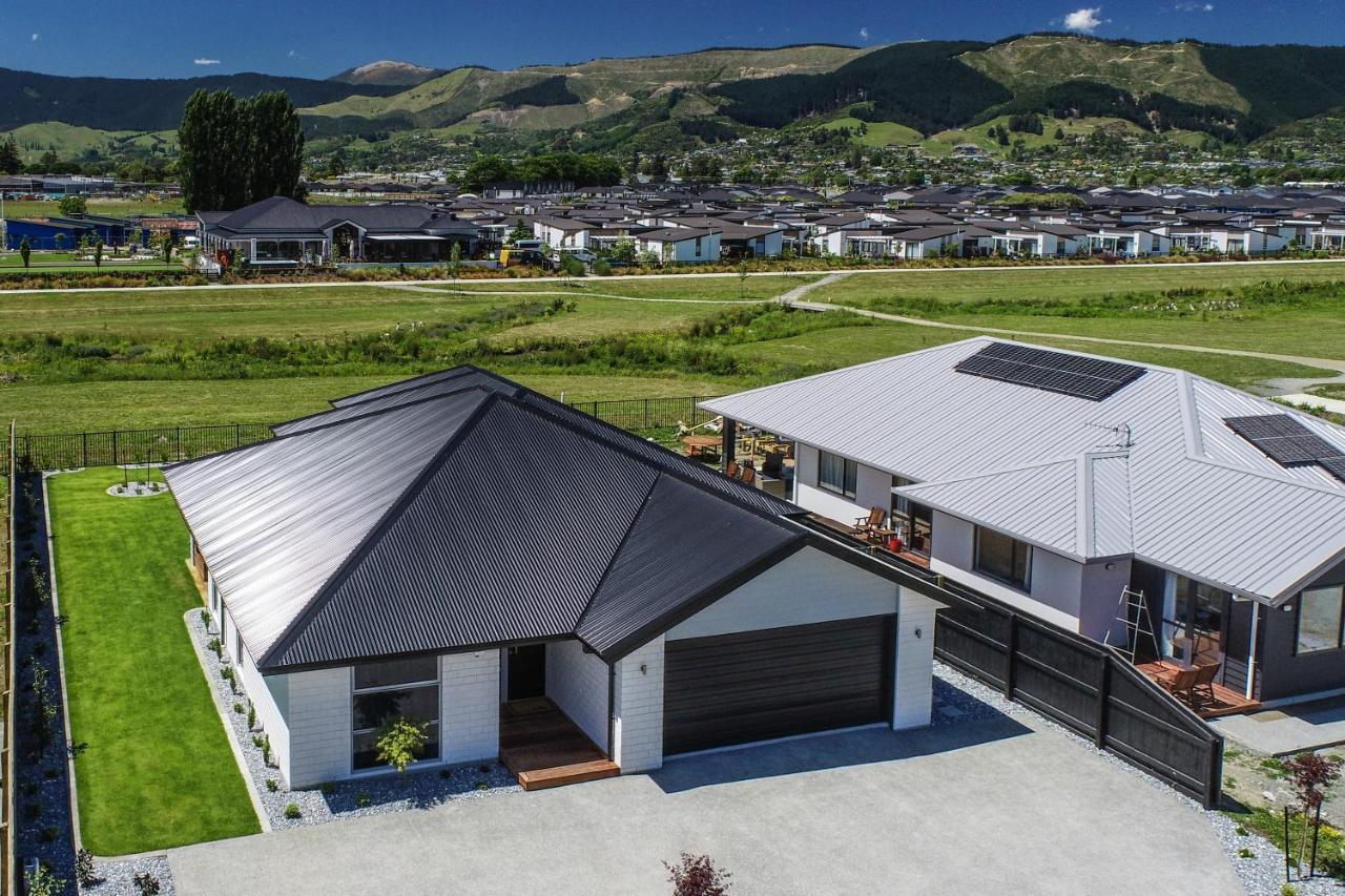 Villa 39carmine Five Star 4-bedroom Appleby